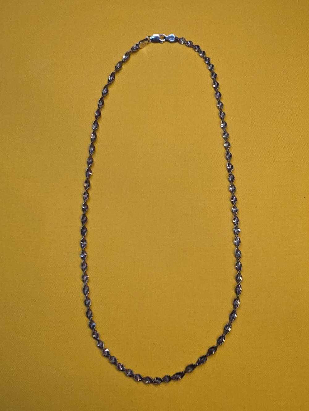 Vintage 925 ▪︎  Italy ▪︎ Silver Twisted Herringbone Necklace ▪︎ UNIQUE!